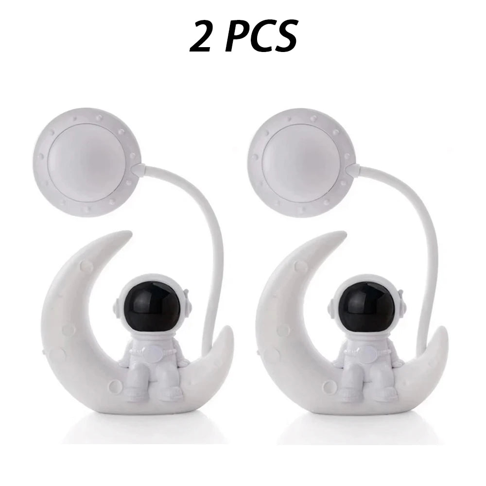 Creative Moon Astronaut Nightlight, LED Small Desk Lamp For Bedroom Decoration, Christmas Gift